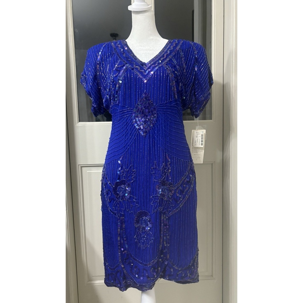 NWT's Vintage 100% Silk Sequin Dress Size‎ 8 Beaded Cut Out Back